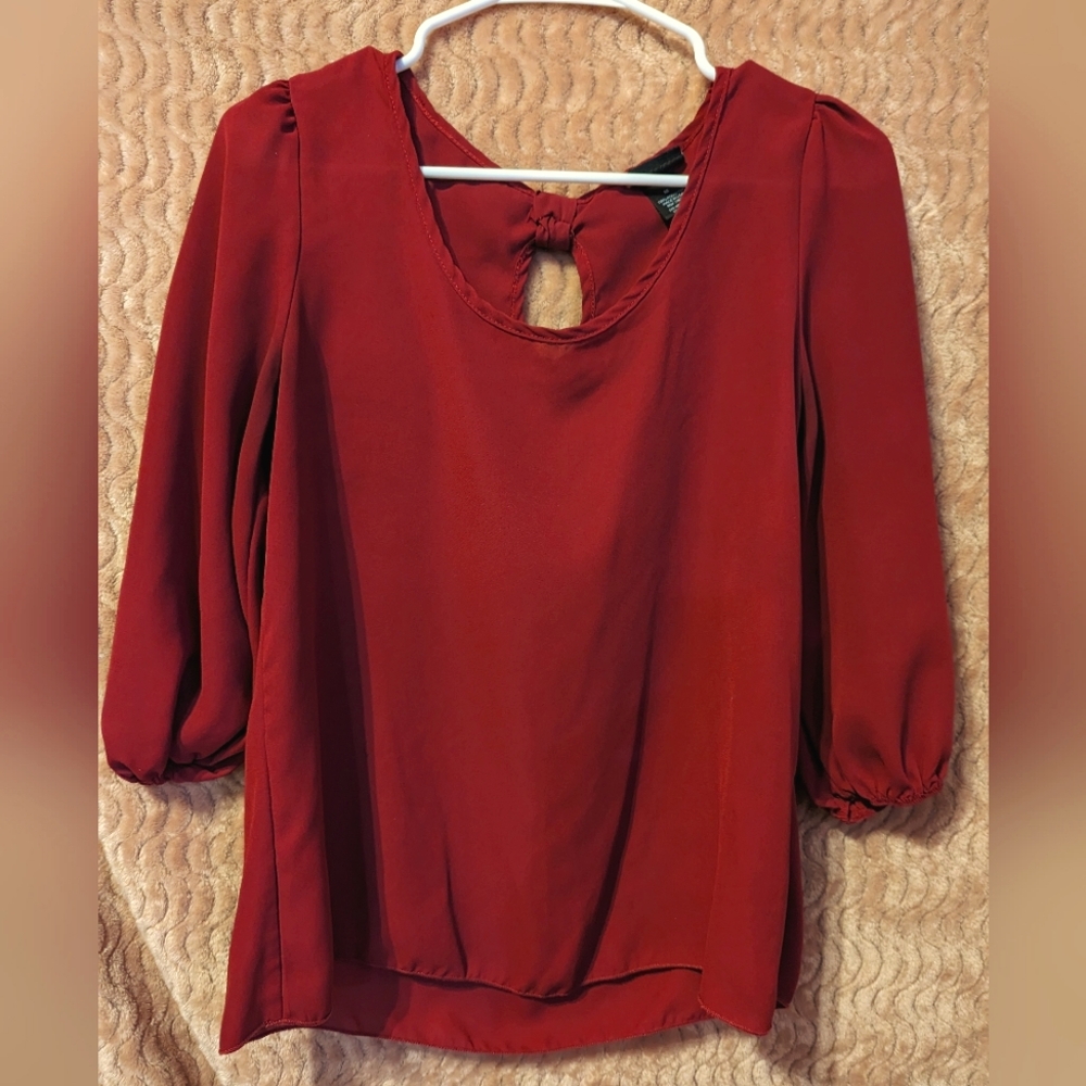 Rue21 size med top